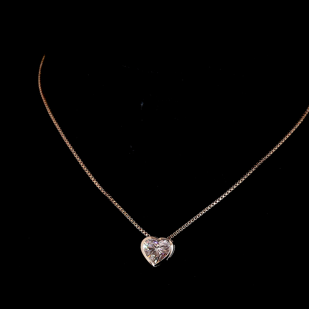 Heart Diamond Pendant in 18K Rose Gold