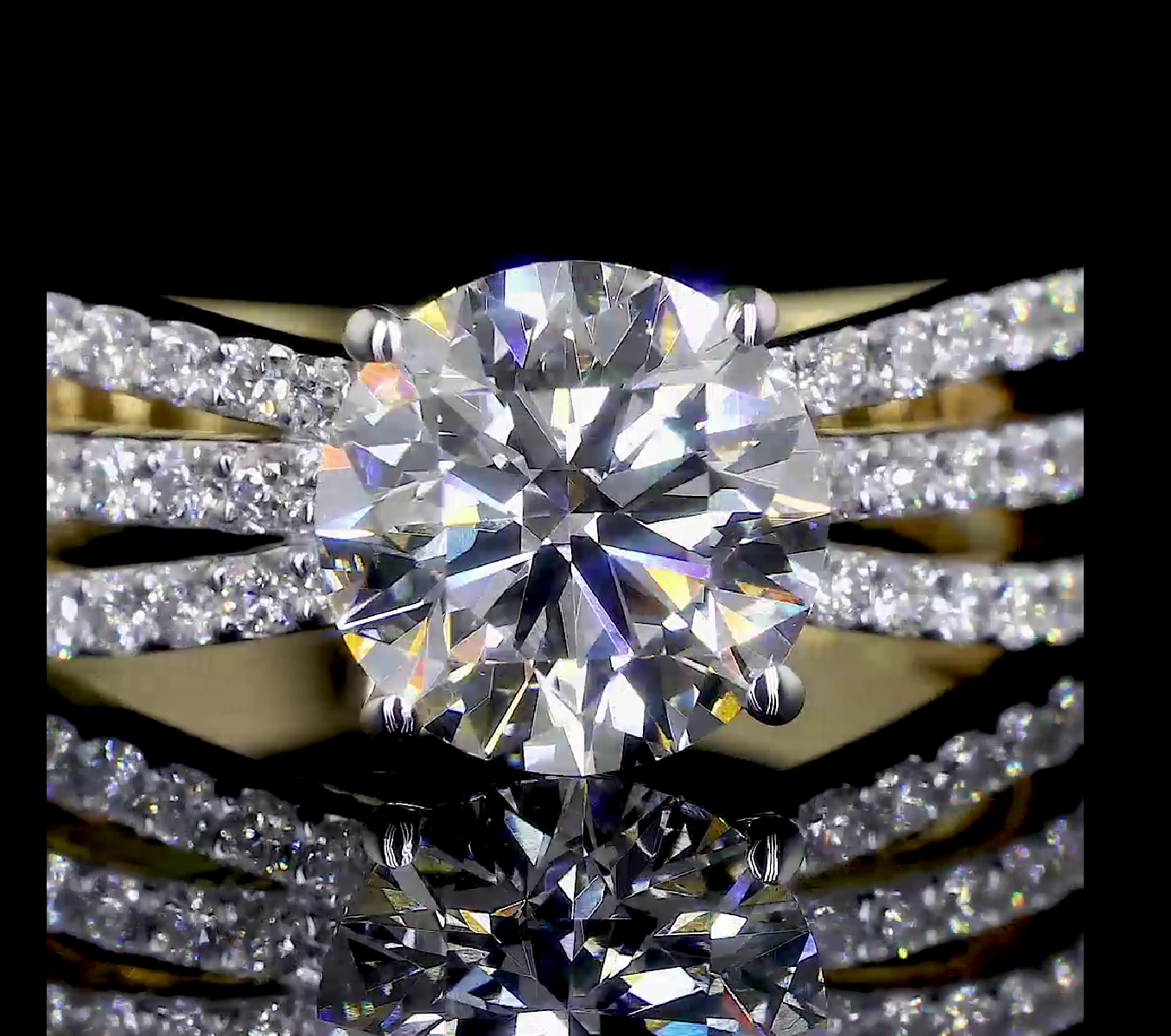 Round Brilliant Solitaire Diamond Ring in Yellow Gold